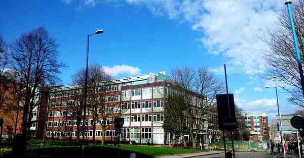 怎么做宣传图美观_怎么做宣传海报手机