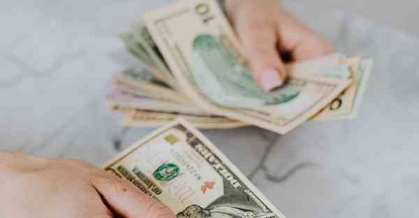 汽车公里表不走什么原因