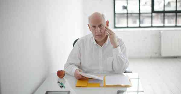 怎么做蛋糕奶油不用牛奶_怎么做蛋糕奶油不用打蛋器